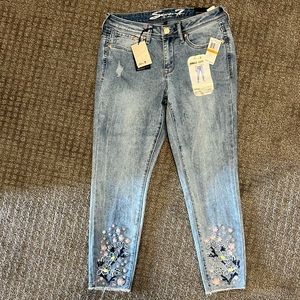 Brand new seven jeans size 12